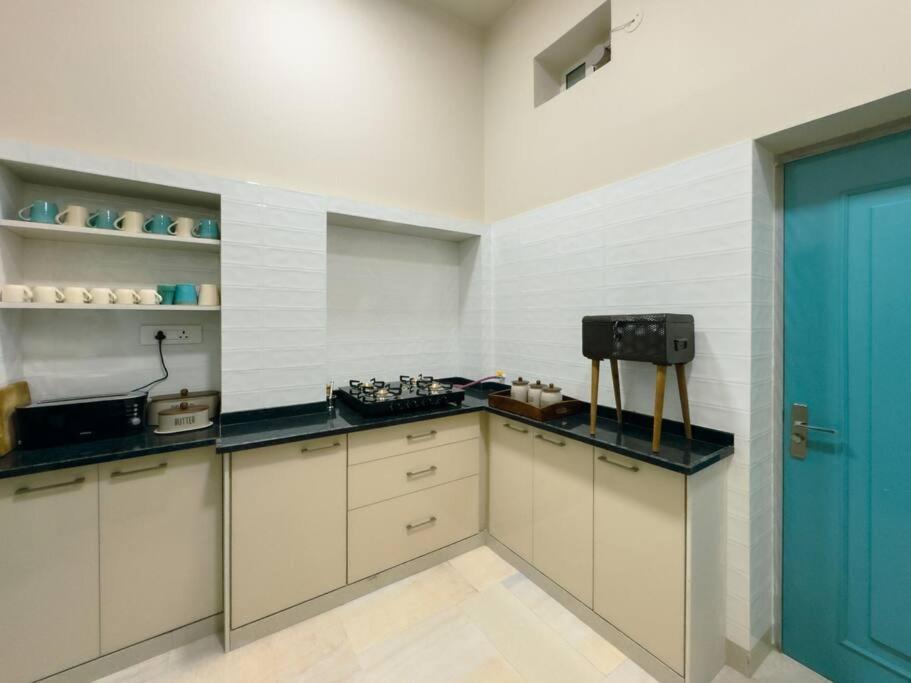 Apartment The Bodhi, 5bhk Apt,